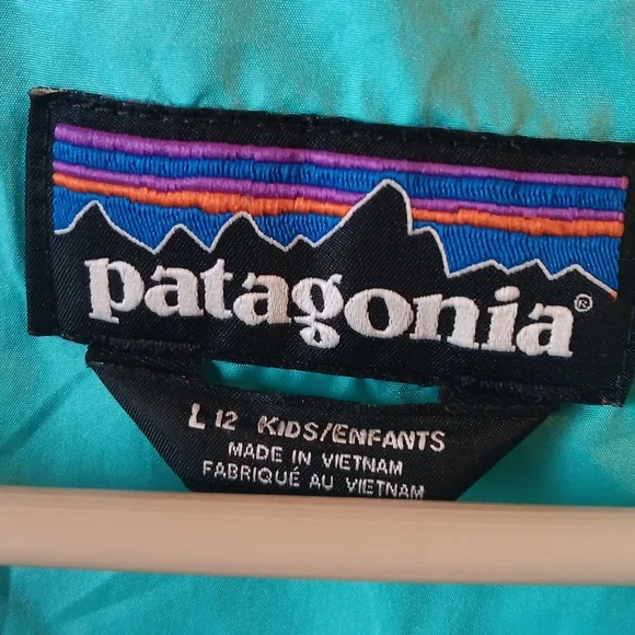 Patagonia Kids Blue Quilted Jacket Size L(12)